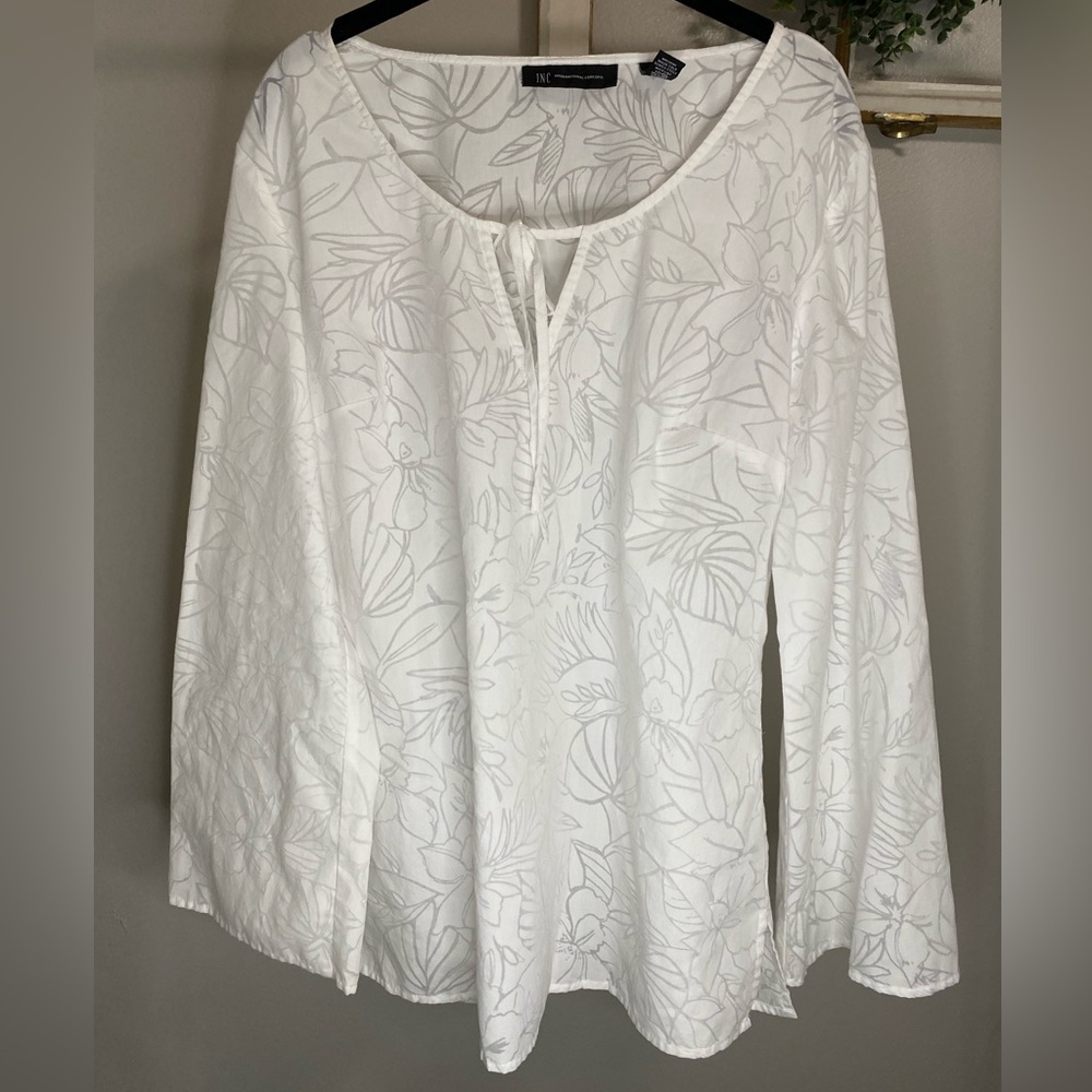 INC White Floral Women's Top size 14